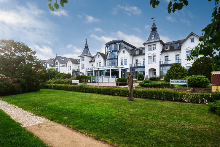 Hotel Asgard & Meereswarte Vorderansicht
