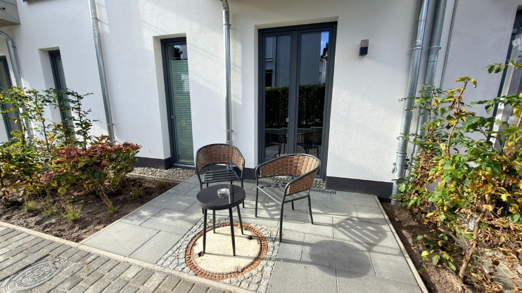 Midgard Terrassenzimmer außen