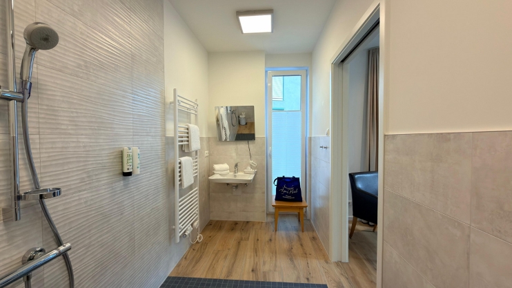 Midgard Zimmer 1 Bad