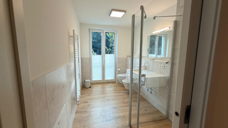 Midgard Zimmer 14 Bad 1